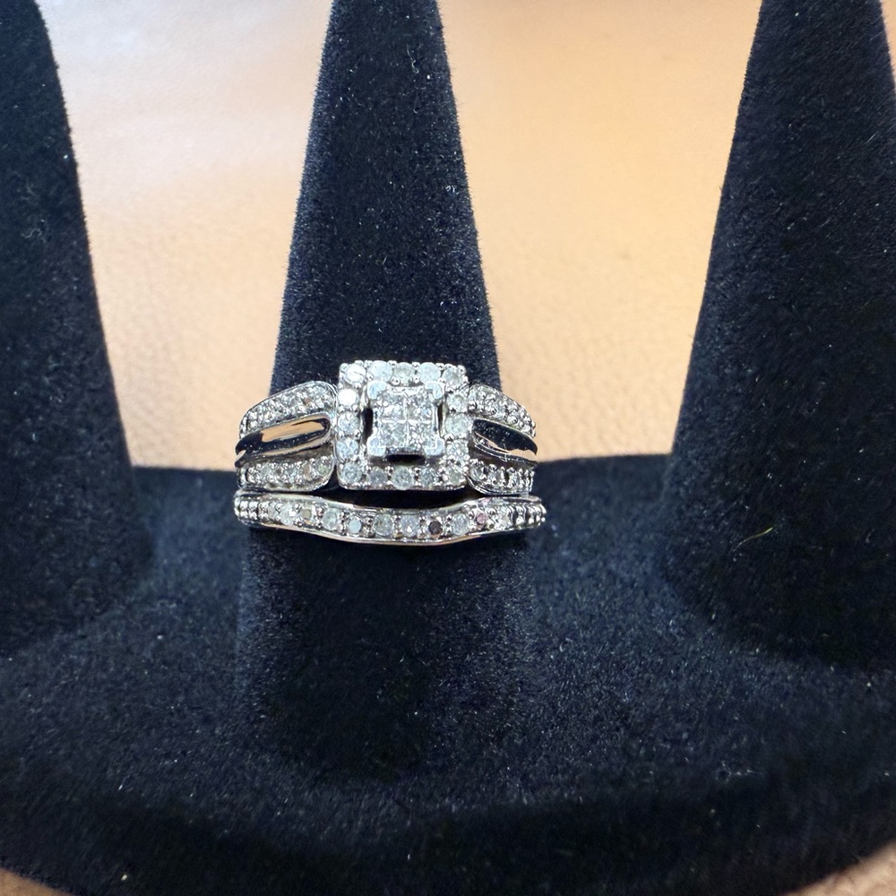 10K Diamond Engagement Ring